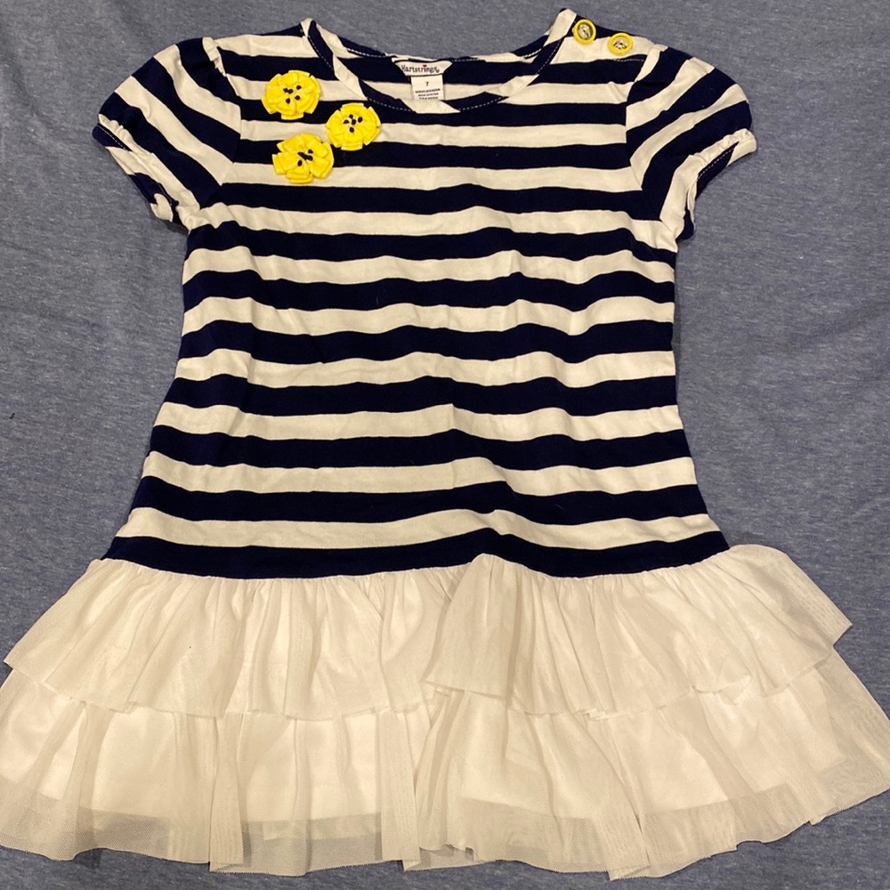 Heartstrings tunic EUC